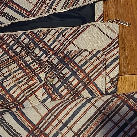 Tommy Hilfiger jacket - Picture 2 of 4